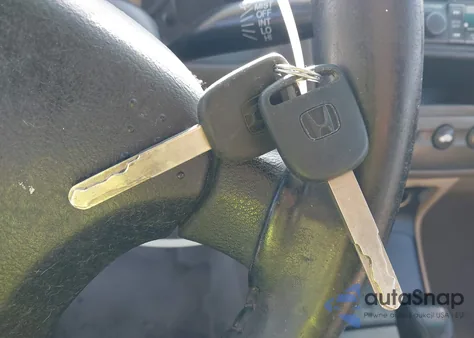 2005 Honda Civic Vp z USA, uszkodzony, nr VIN 2HGES164X5H570432